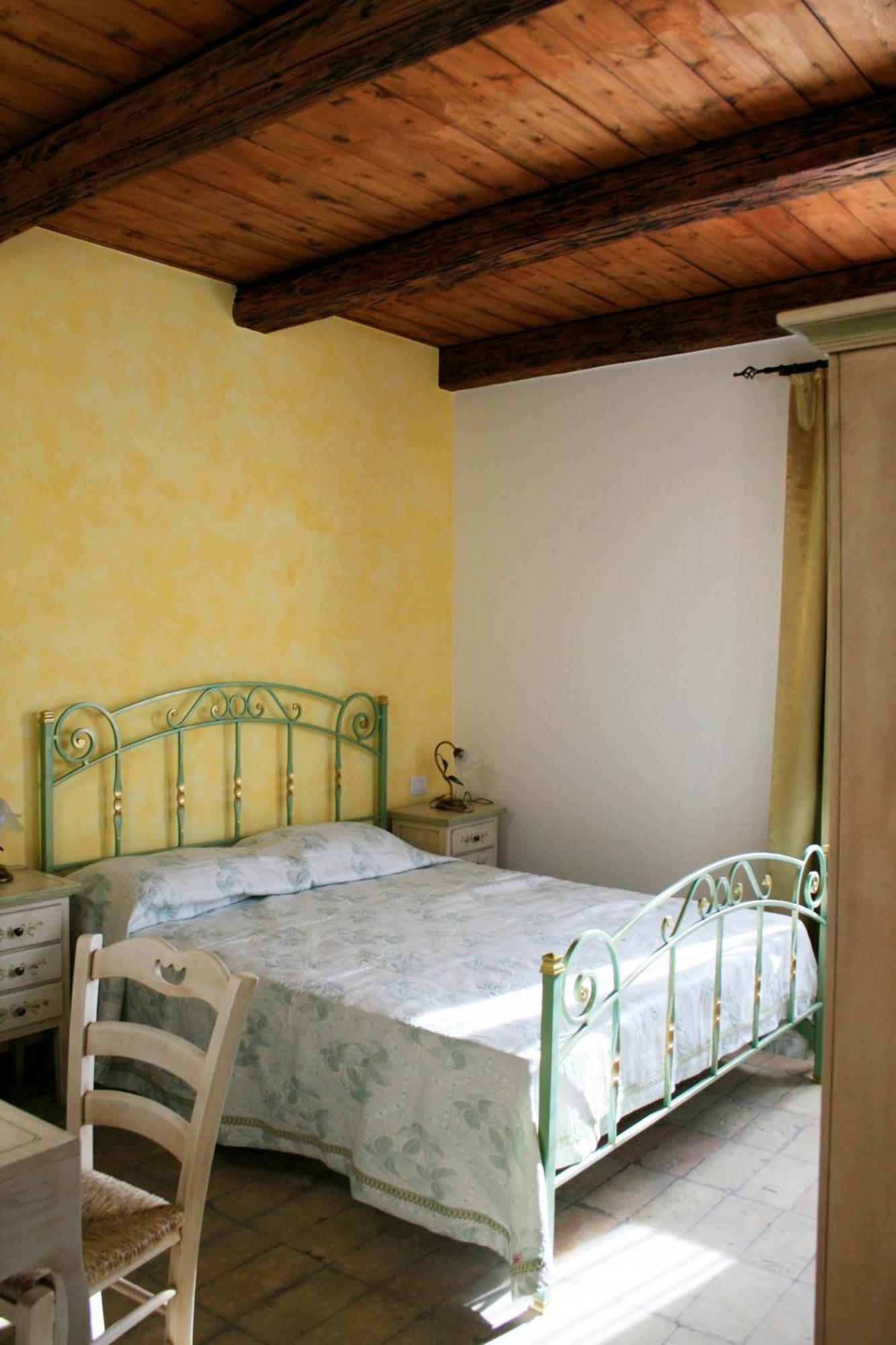 Agriturismo Fara Ξενοδοχείο Montegiorgio Δωμάτιο φωτογραφία